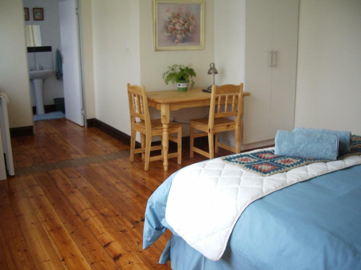 Dee'S Bnb Pretoria-Noord Esterno foto