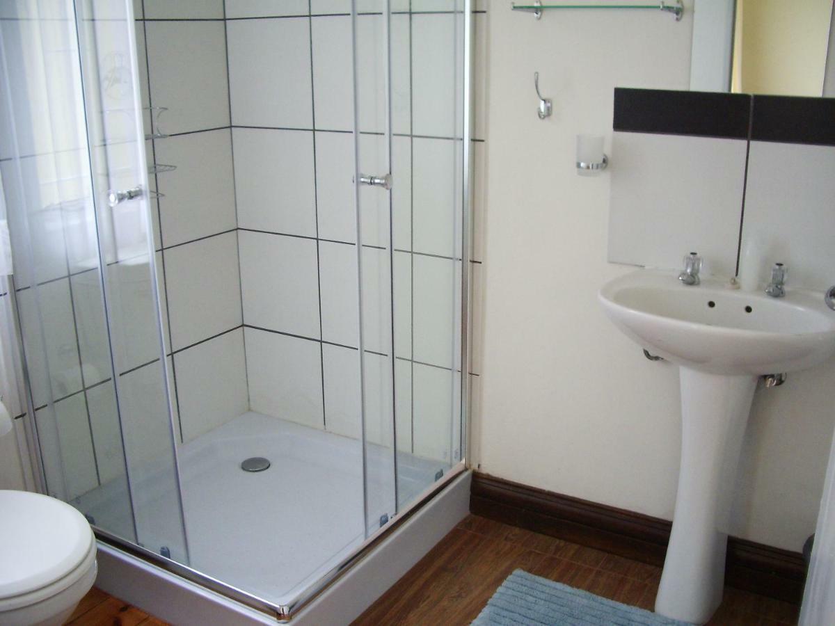 Dee'S Bnb Pretoria-Noord Esterno foto